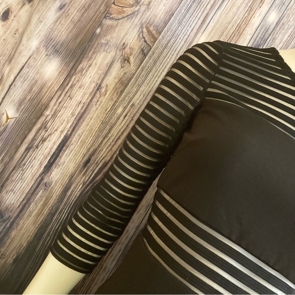 Lulu’s Mini Dress - Picture 6 of 12